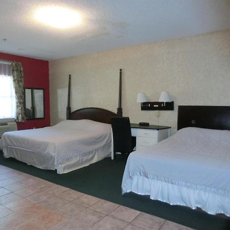 The Garden Villas Hotel Valdosta Exterior photo