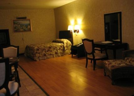 The Garden Villas Hotel Valdosta Room photo